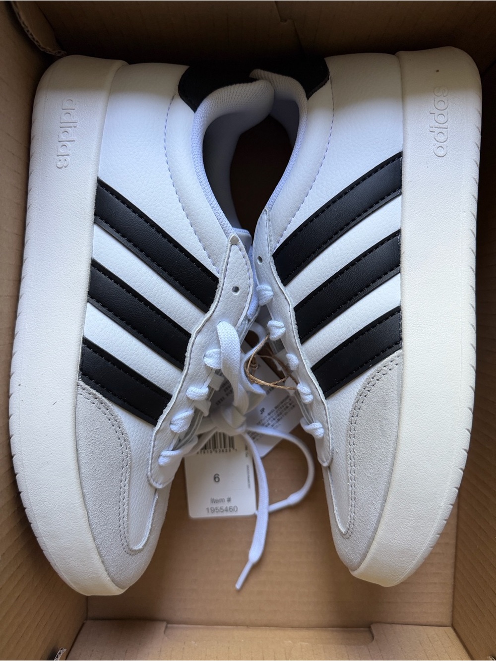 Adidas Barreda NWT Size 6 - Picture 3 of 7